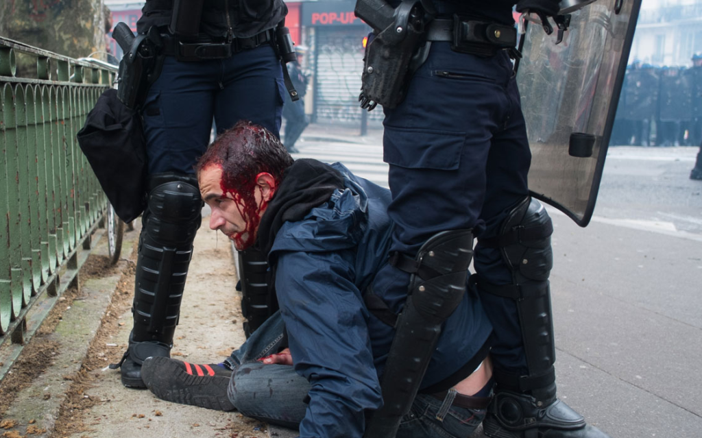 AUTOPSIE D’UNE BAVURE… OU L’ORDINAIRE D’UN ÉTAT POLICIER Violences-policieres-1-1024x639